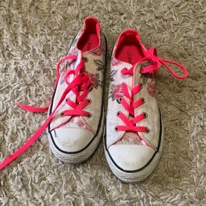 Flower Converse